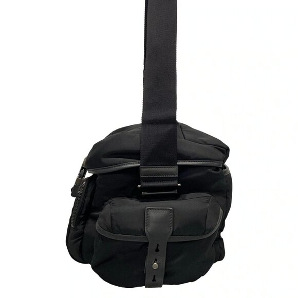 Auth PRADA - Black Leather Shoulder Bag - Picture 5 of 16